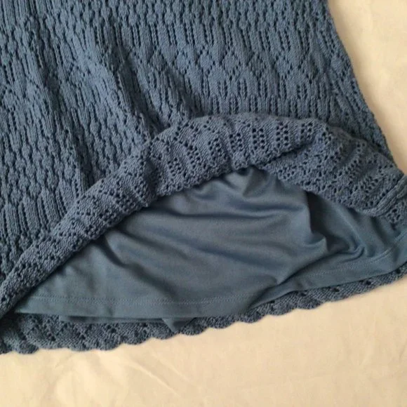 Axcess - a Liz Claiborne Company Blue Sweater vest with matching camisole - Picture 3 of 7